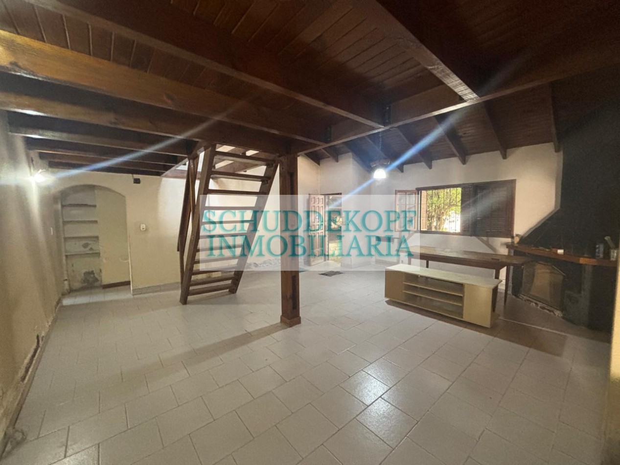 VENTA CASA 3 DORMITORIOS BARRIO EL PROGRESO