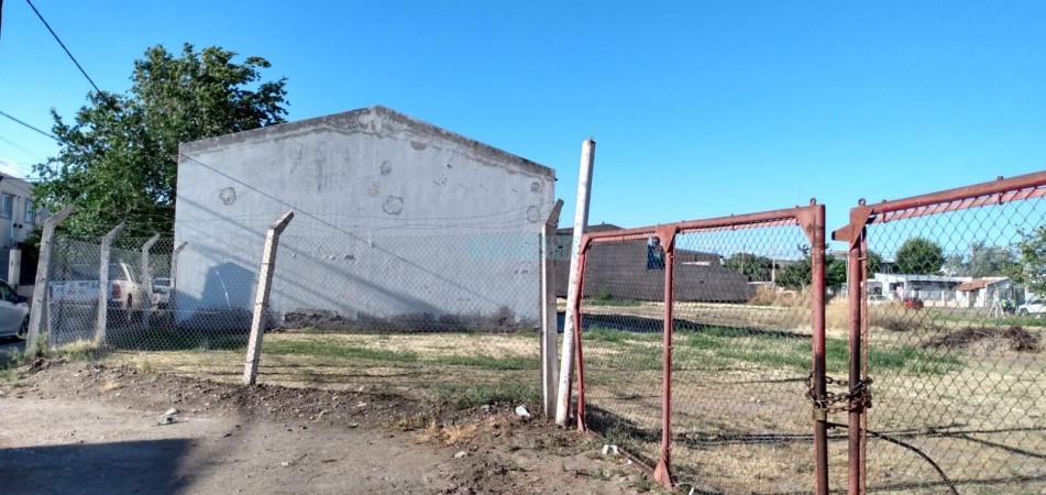 LOTES COLLON CURA casi esquina SAN MARTIN 