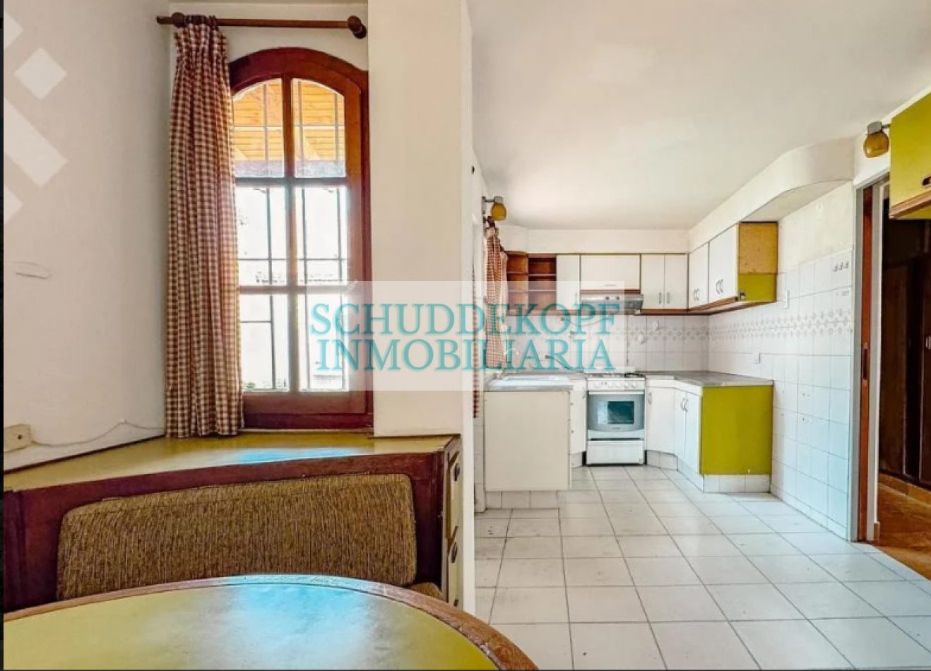 VENTA CASA 4 DORMITORIOS CENTRO OESTE