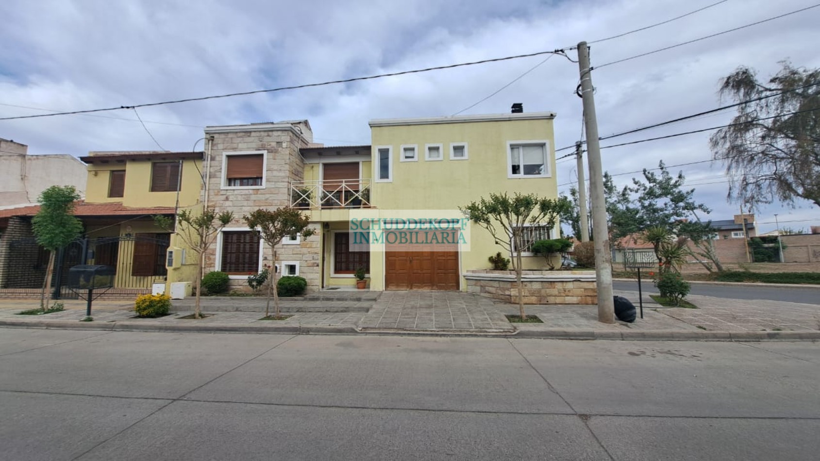VENTA CASA BARRIO CANAL V