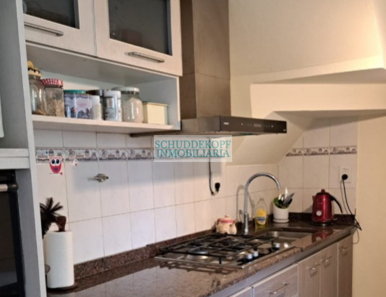 VENTA CASA BARRIO CANAL V