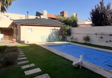 CASA 3 DORMTORIOS BARRIO CUMELEN 